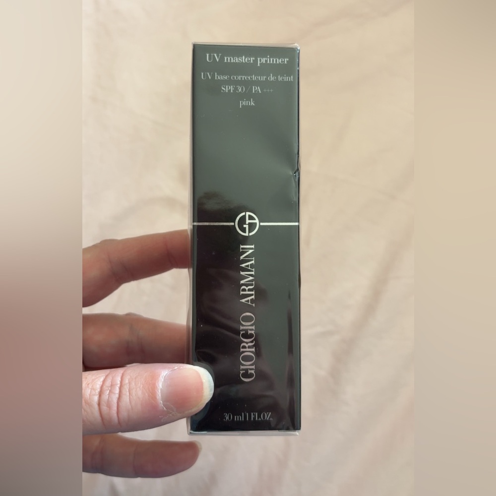Giorgio Armani UV Master Primer - Black and White
